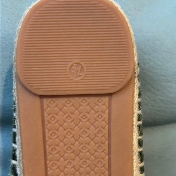 Tory Burch Vail Espadrille flats Size 7 1/2 retail $298 NWOT green suede - Picture 8 of 9